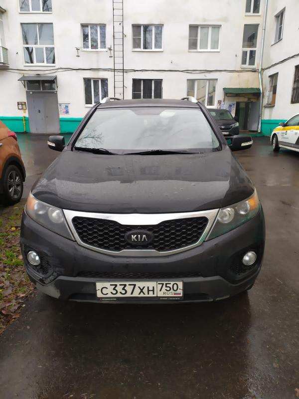   KIA SORENTO. 2010 ..