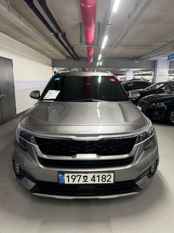 Продам автомобиль KIA SELTOS 2022 г.в.